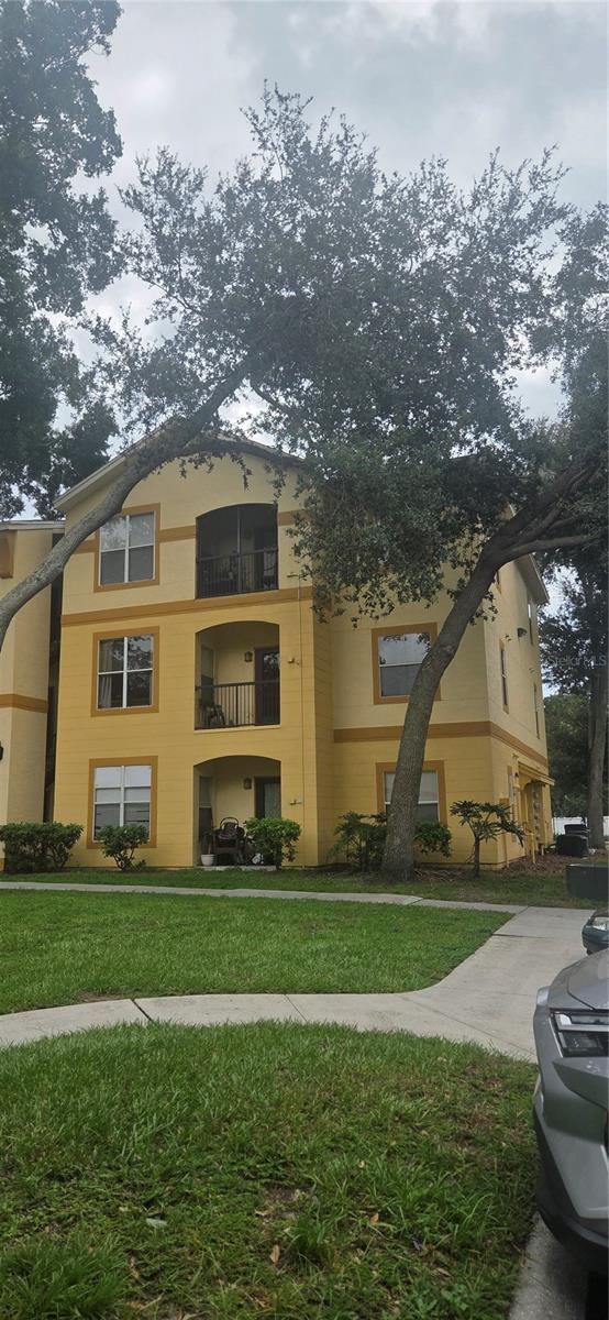 5602 Pinnacle Heights Cir #312, Tampa