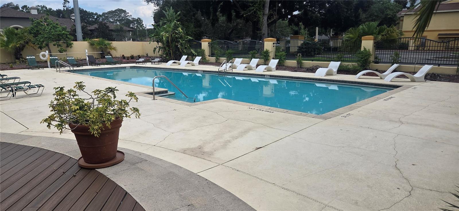 5602 PINNACLE HEIGHTS CIR #312