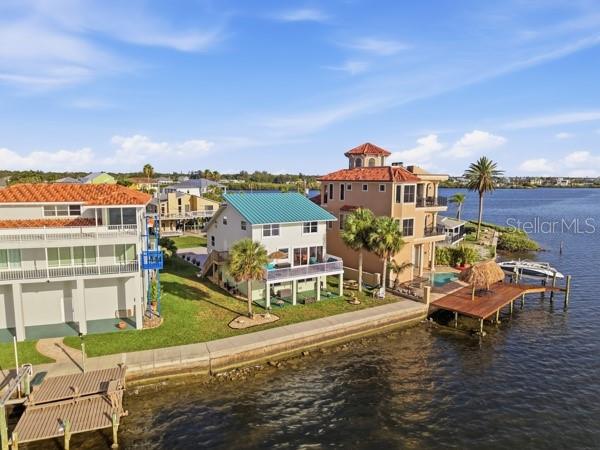 6421 DRIFTWOOD DR