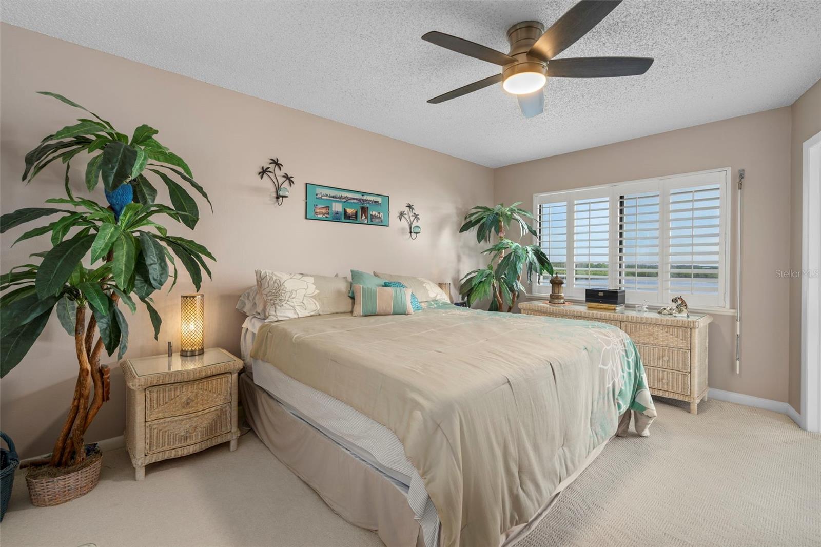 4650 BAY BLVD #1048