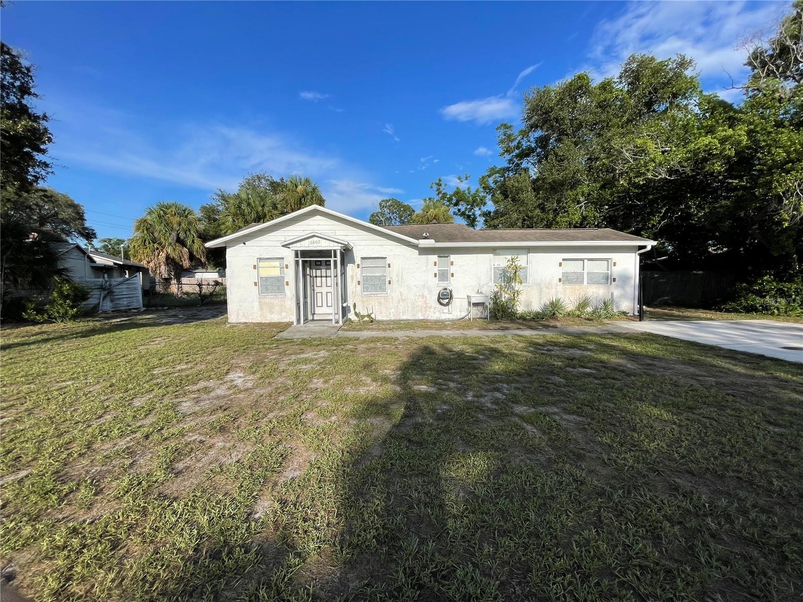 6802 W Adams St, Tampa
