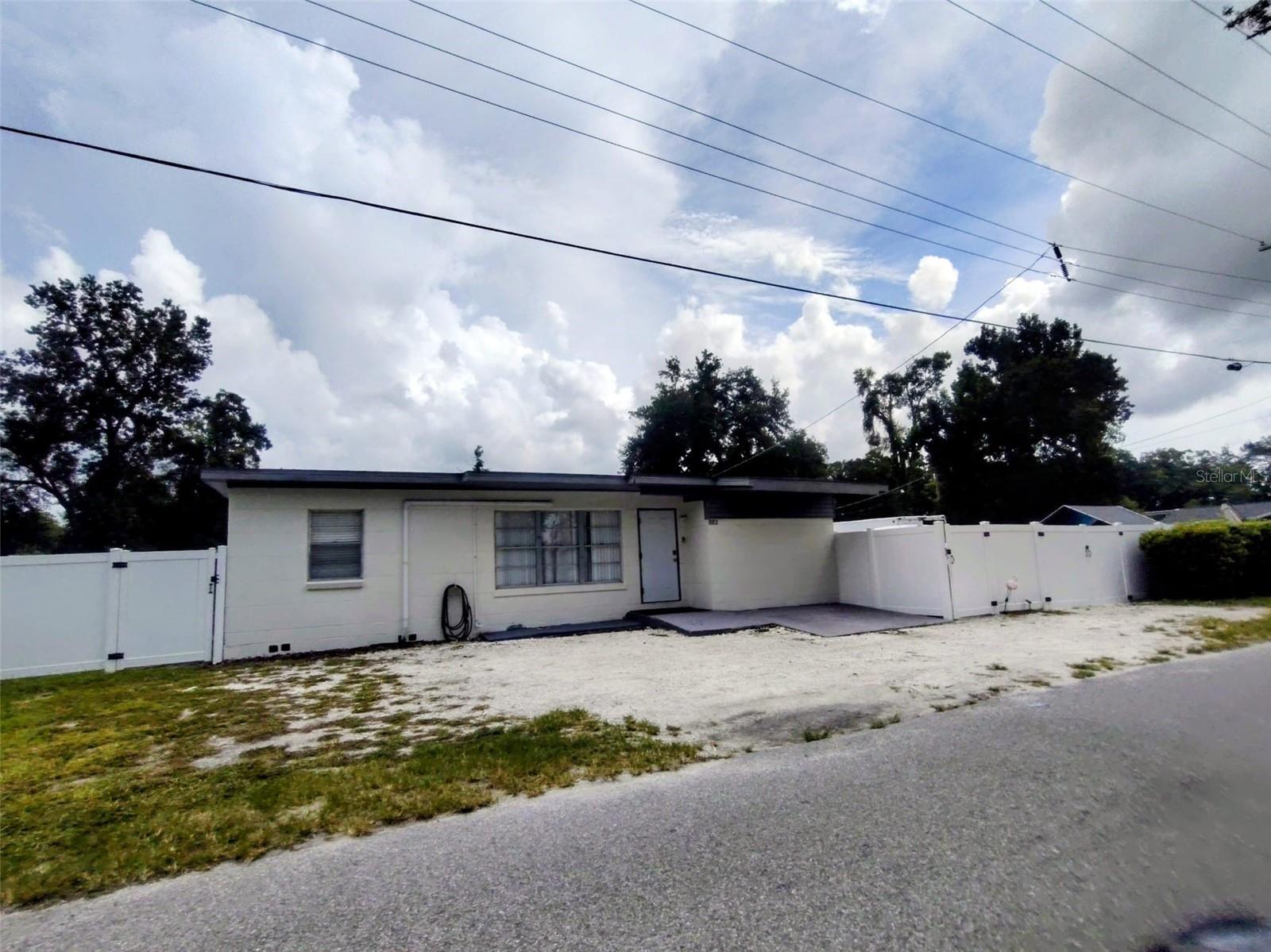 8102 N Newport Ave, Tampa