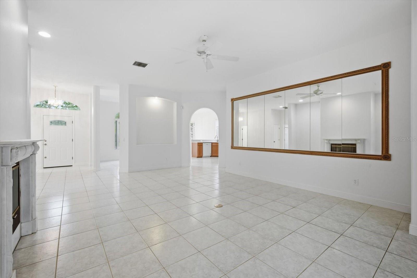 14902 DEVONSHIRE WOODS PL
