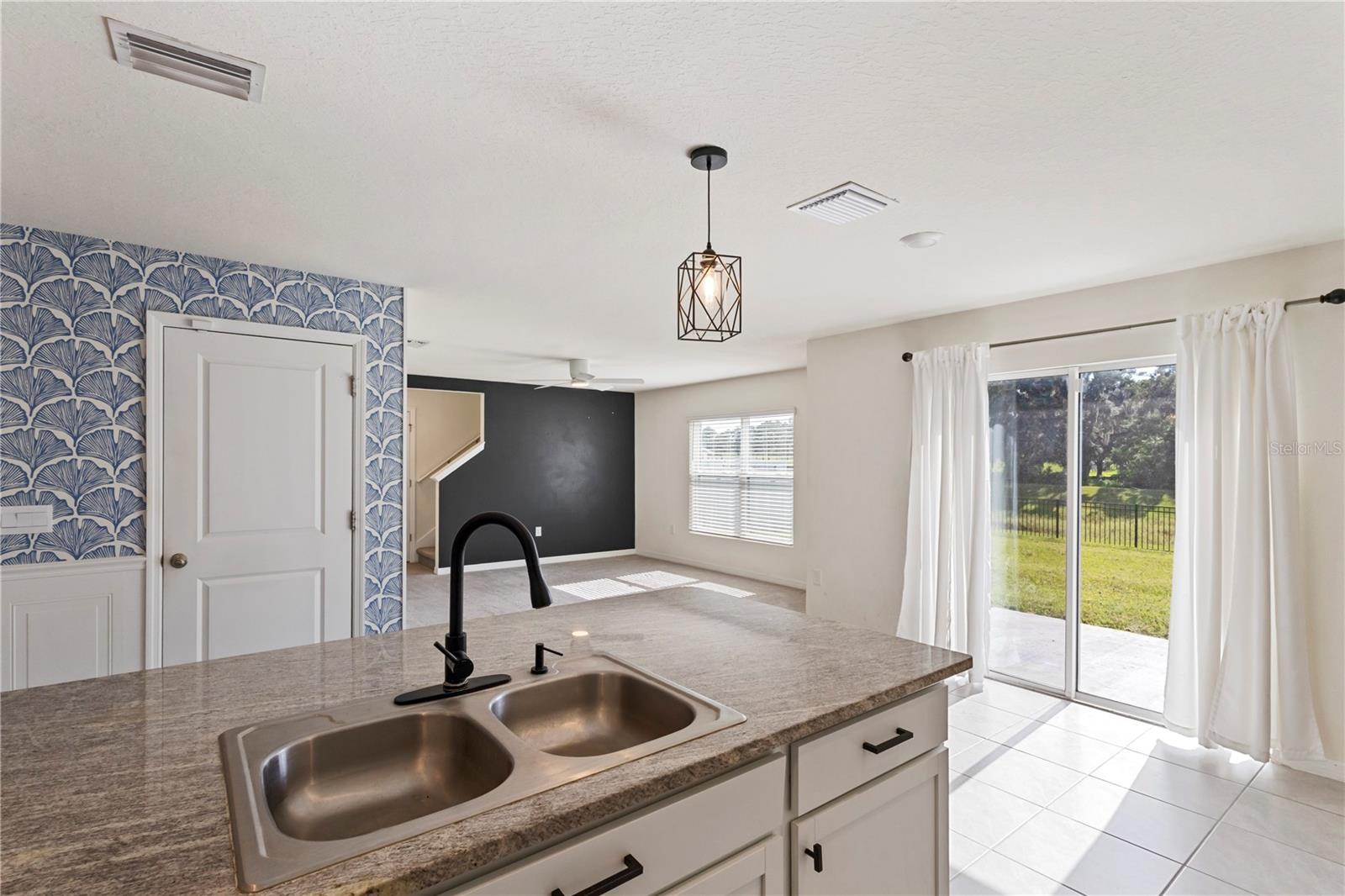 13695 WINEBERRY DR