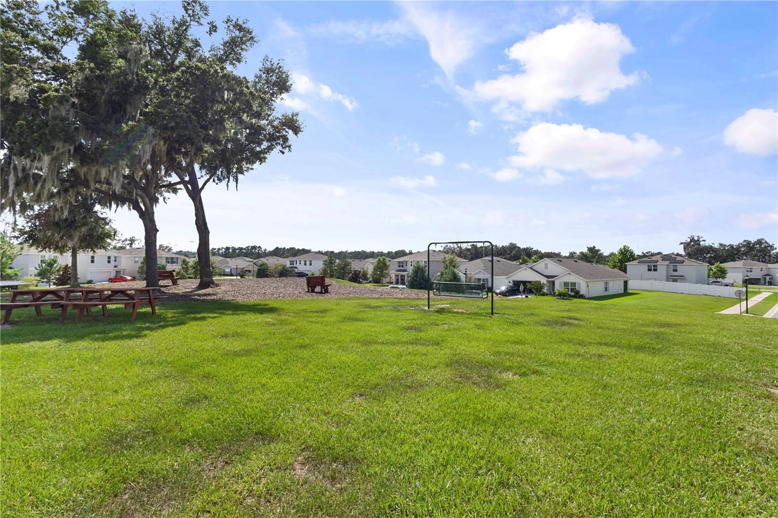 13695 WINEBERRY DR