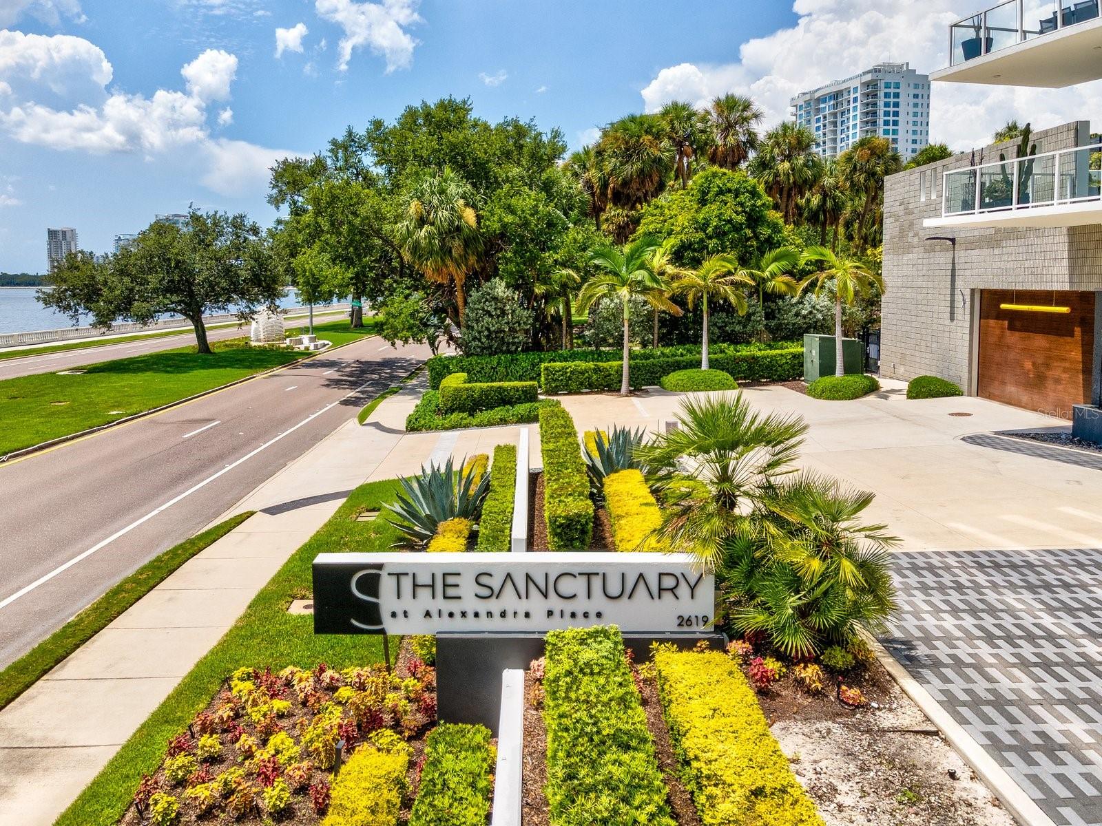 2619 BAYSHORE BLVD #900