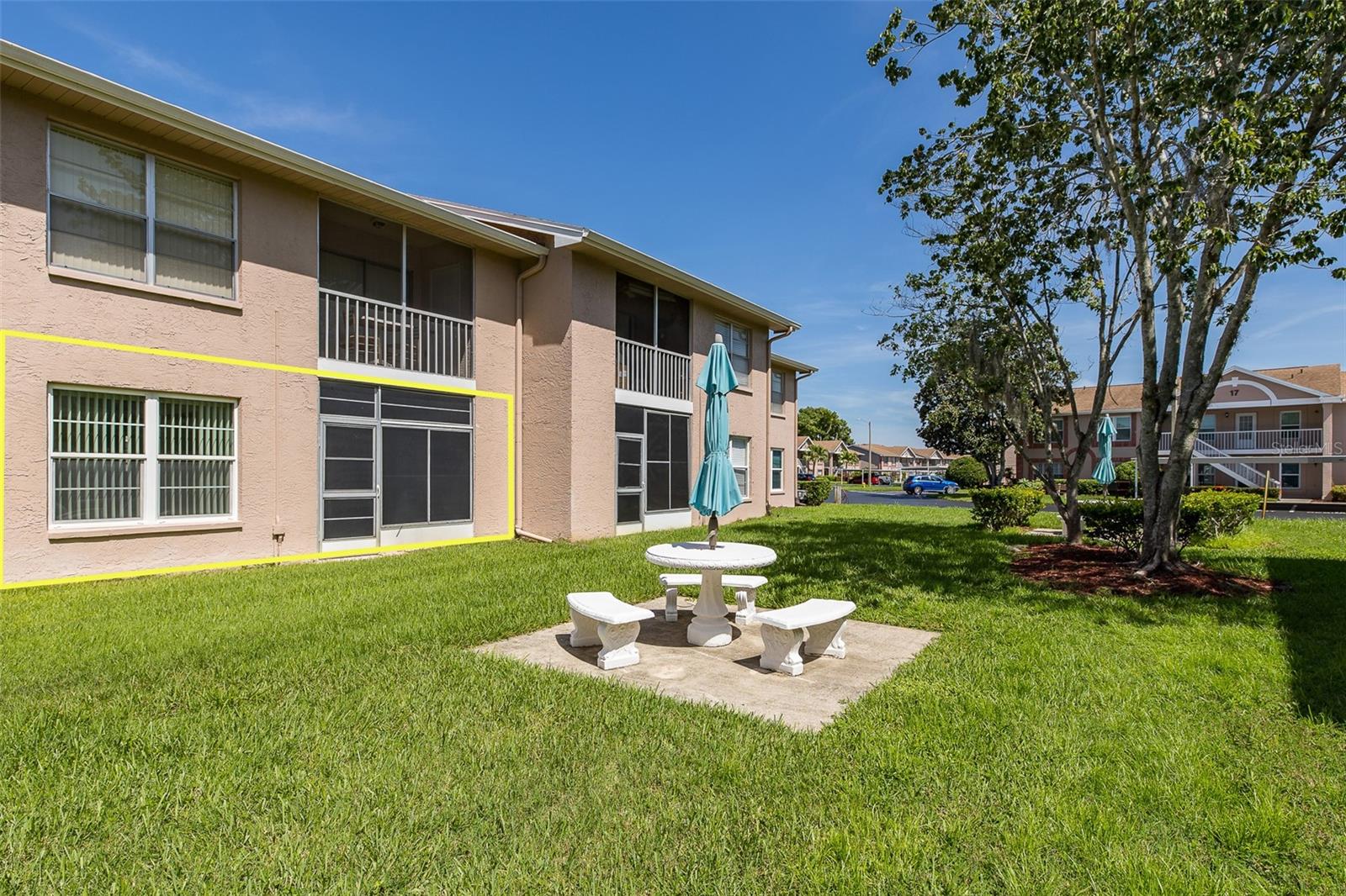 4804 MYRTLE OAK DR #13