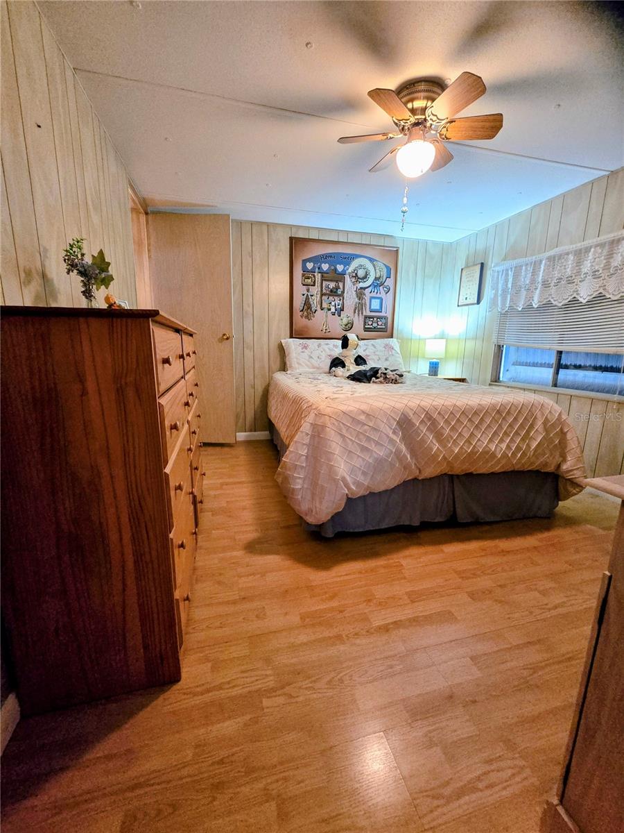 6336 WEALTHY LN