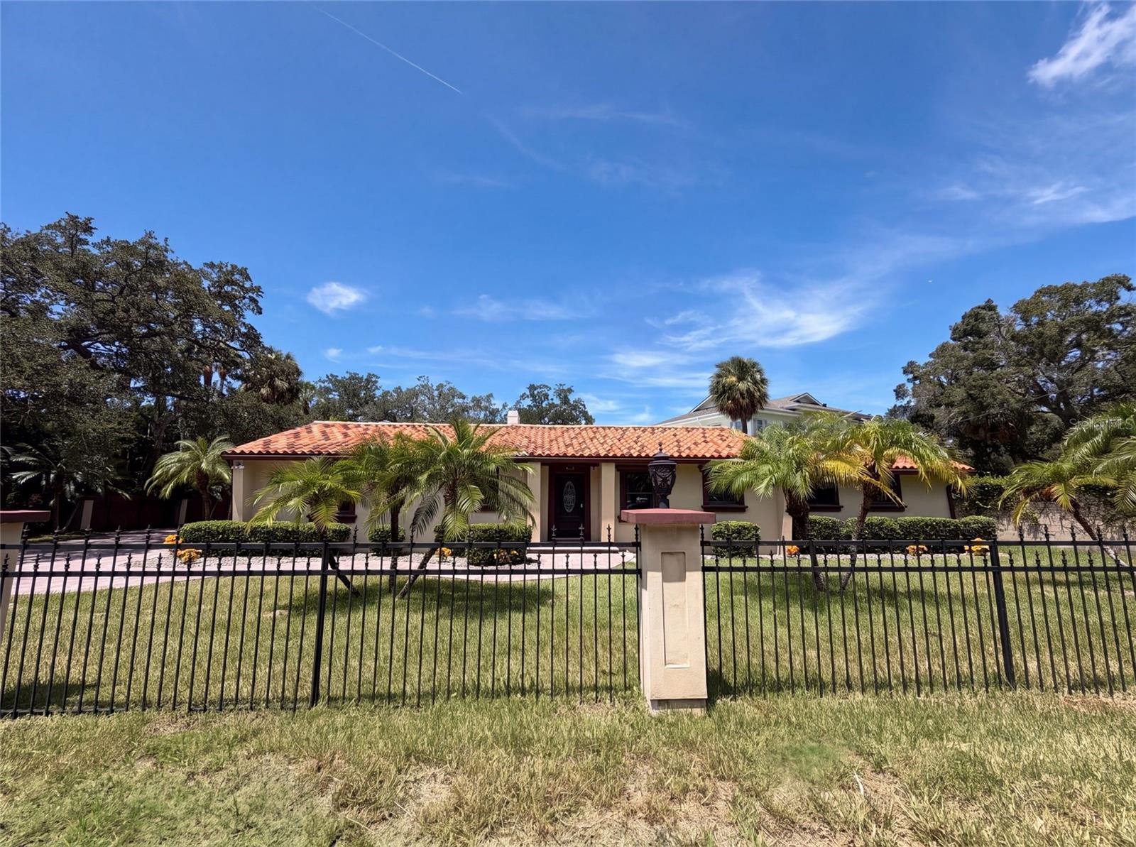 1515 S West Shore Blvd, Tampa