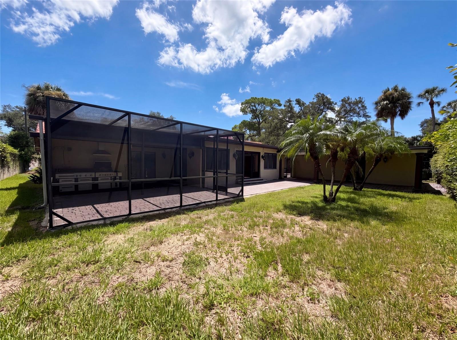 1515 S WEST SHORE BLVD