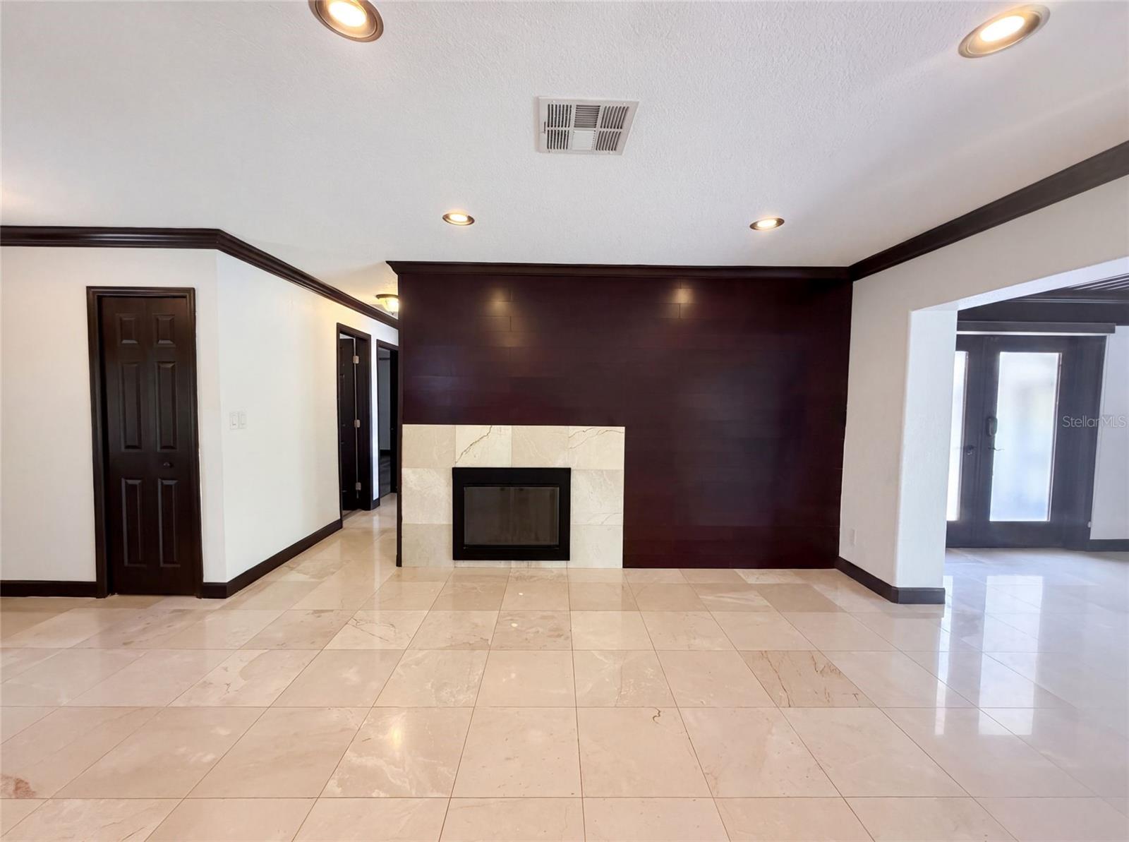 1515 S WEST SHORE BLVD