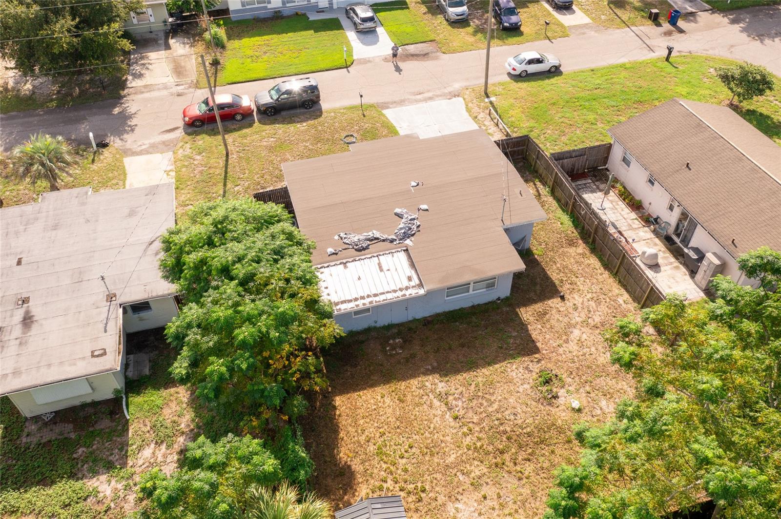 11041 TAFT DR