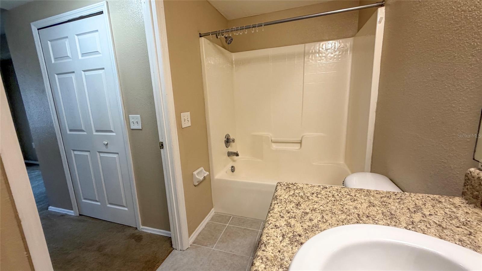 9523 GROVEDALE CIR #101