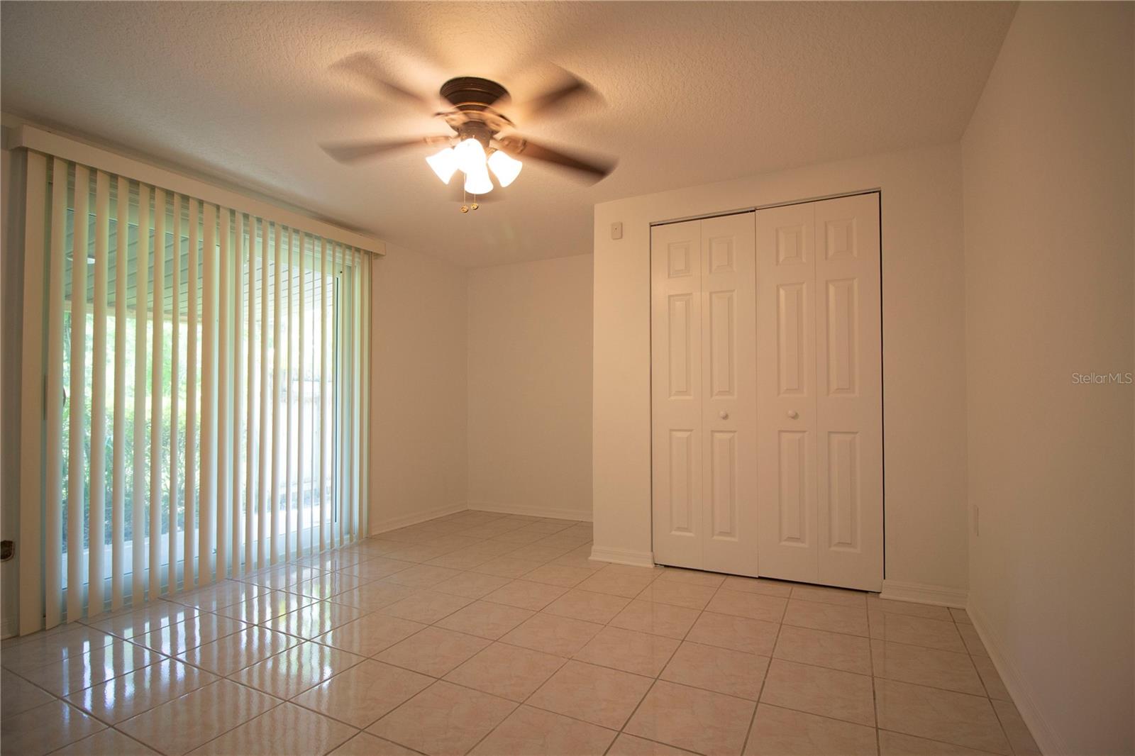 8609 HORIZON LN