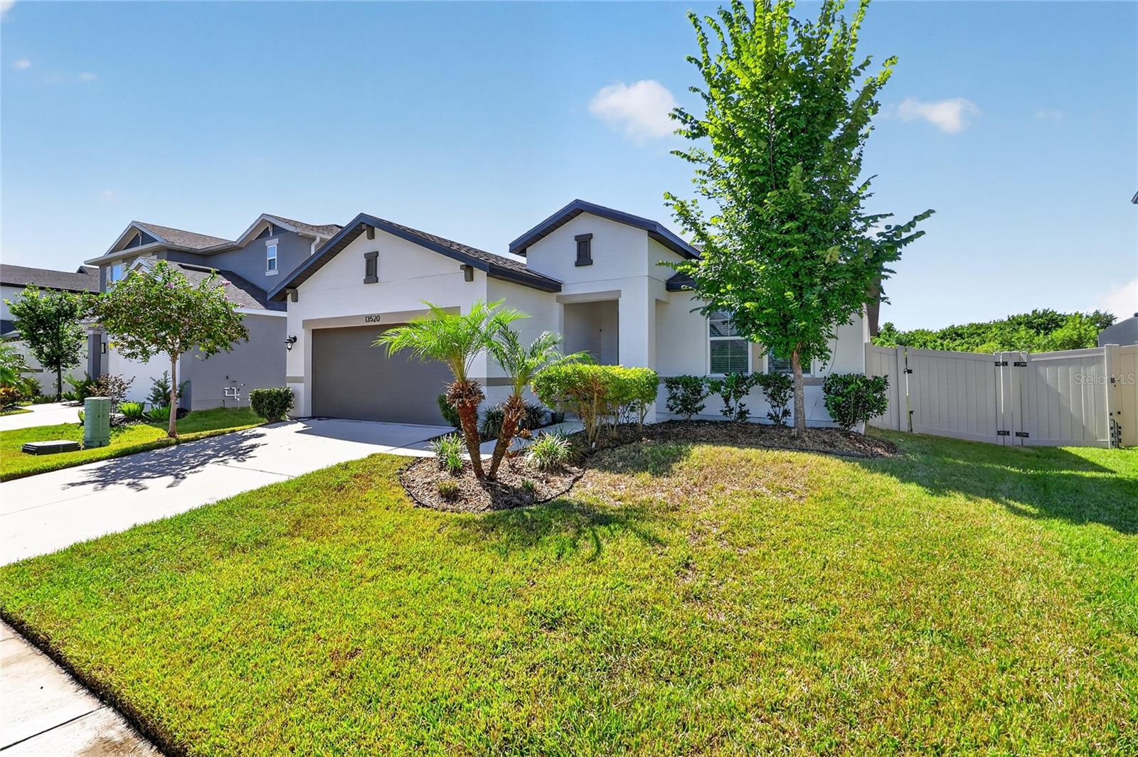13520 PALMERA VISTA DR