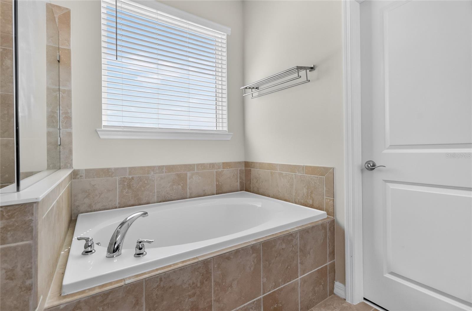 13520 PALMERA VISTA DR
