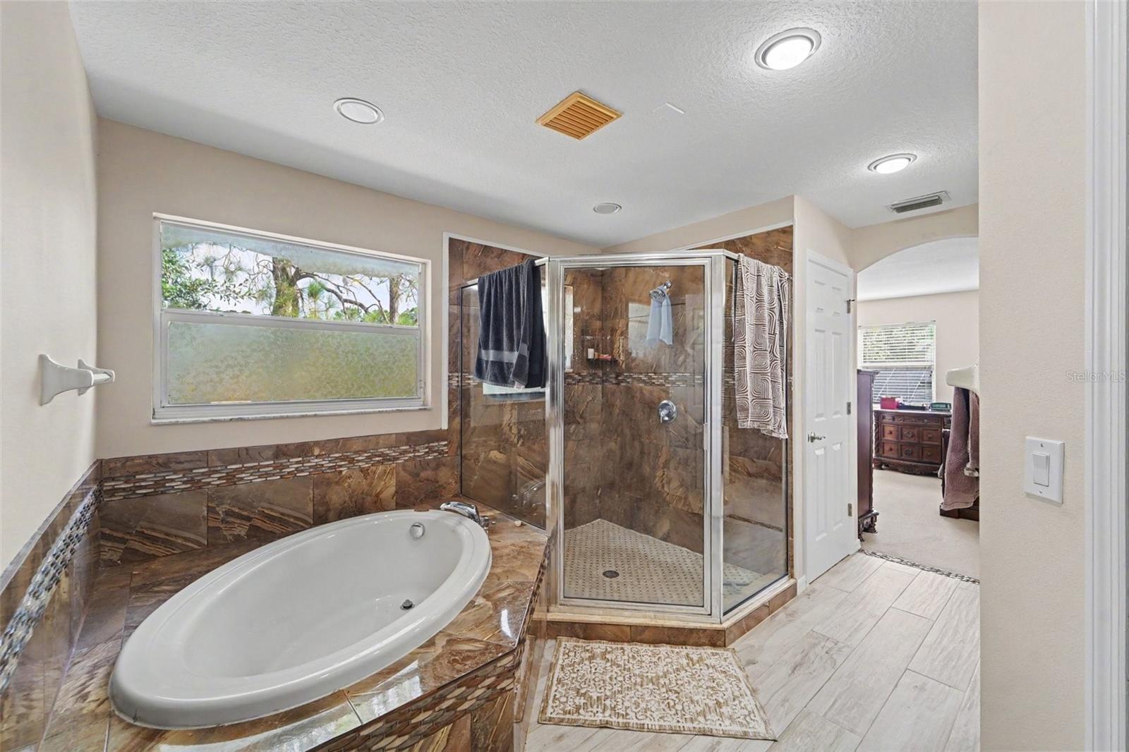 10409 CANARY ISLE DR