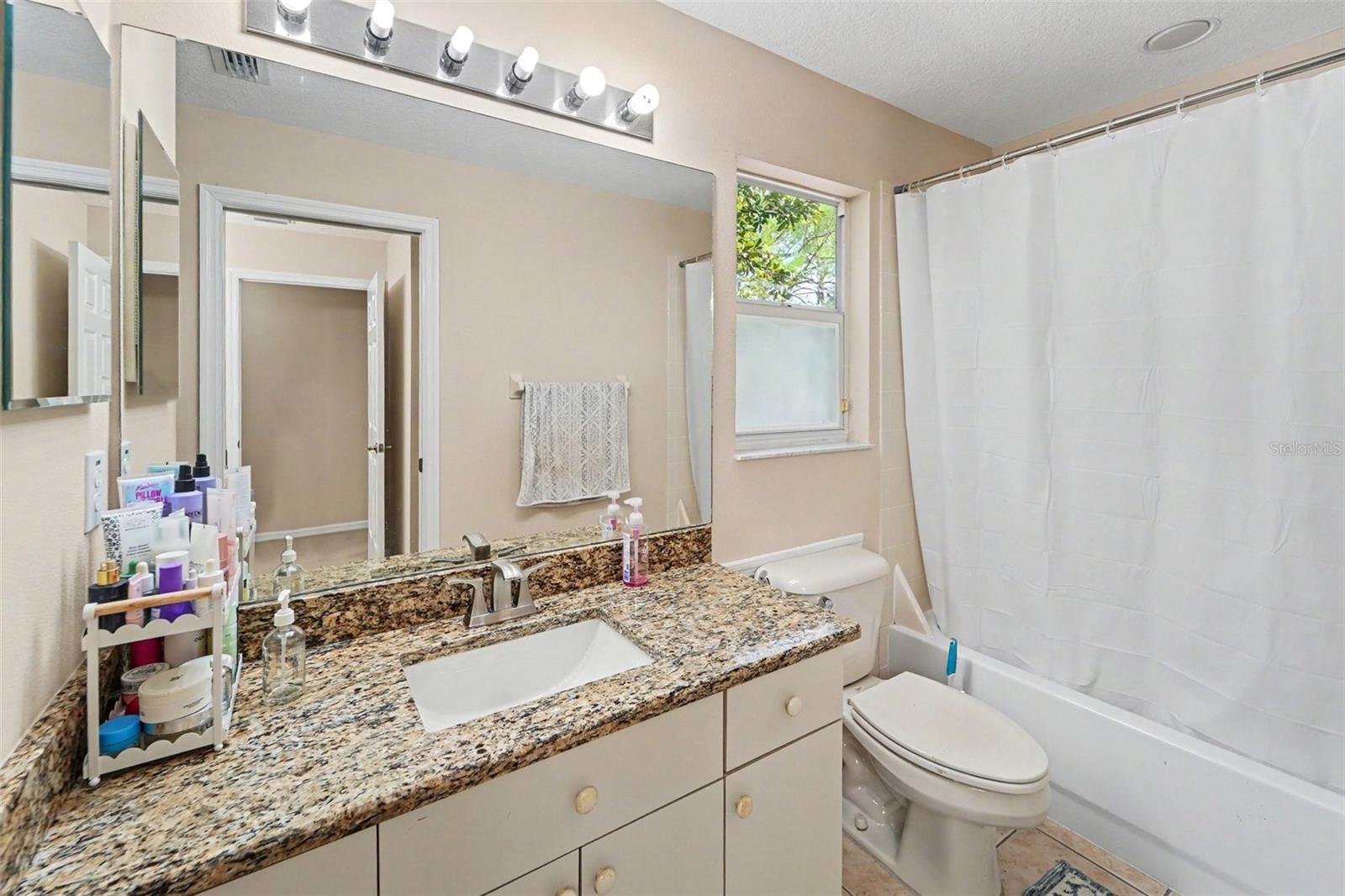10409 CANARY ISLE DR
