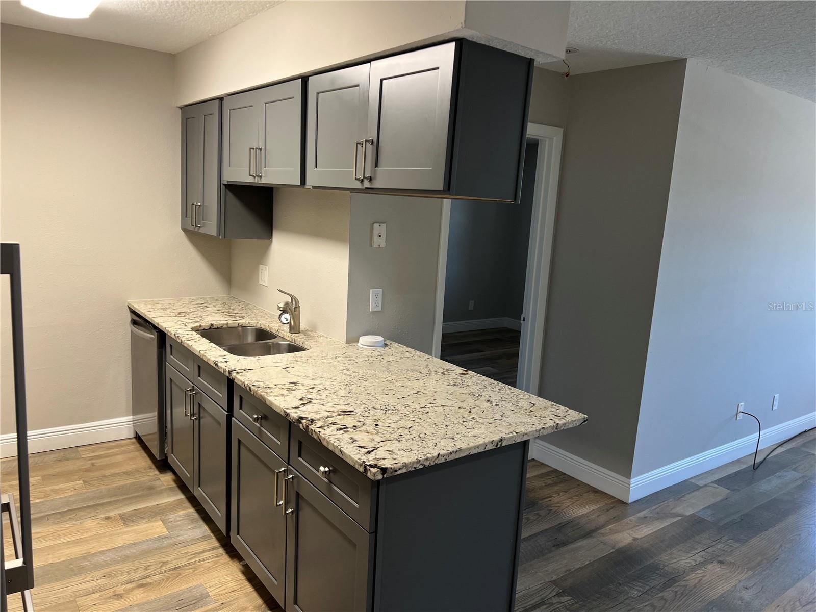 208 Red Cedar Pl #208, Brandon
