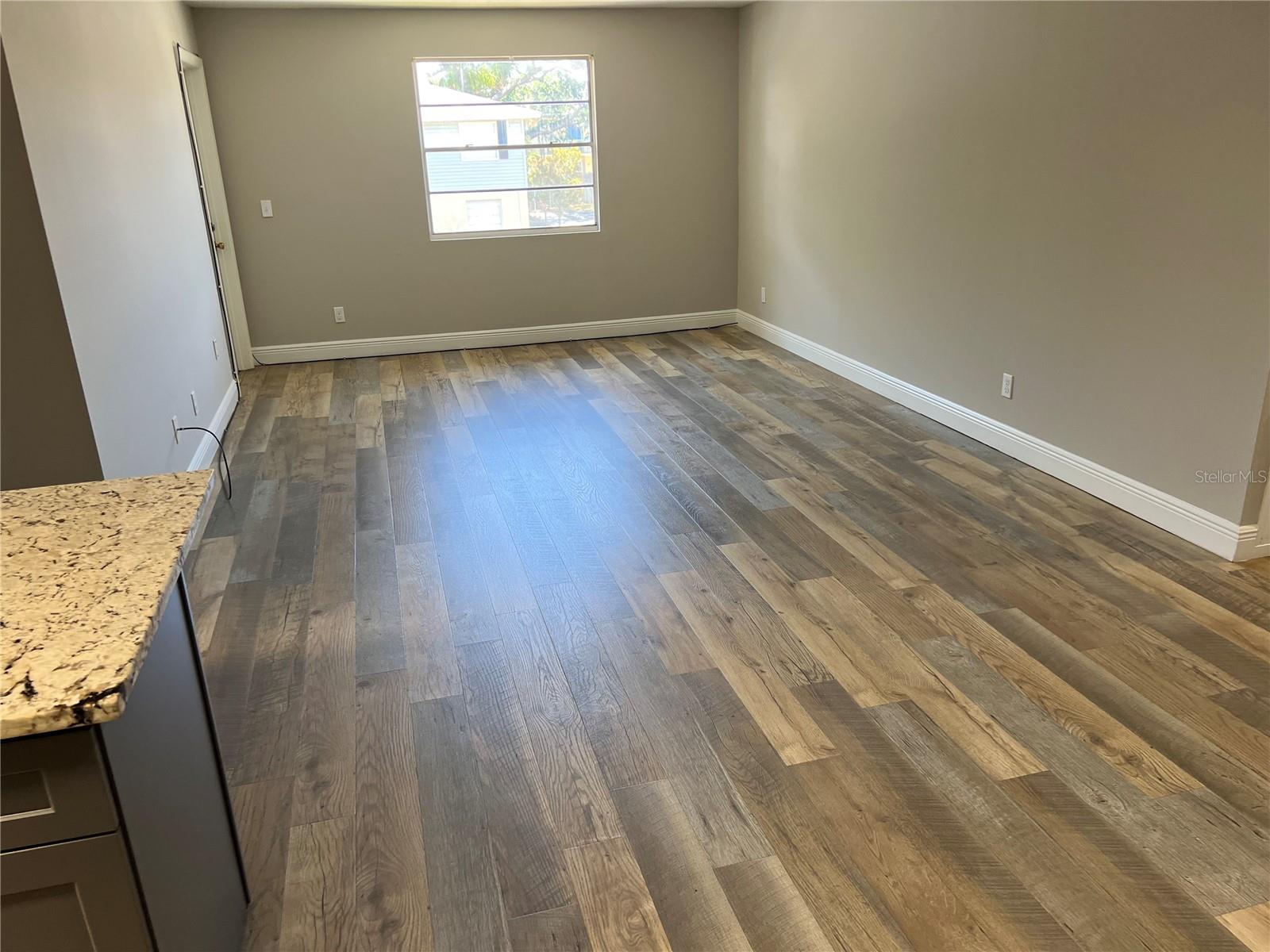 208 RED CEDAR PL #208