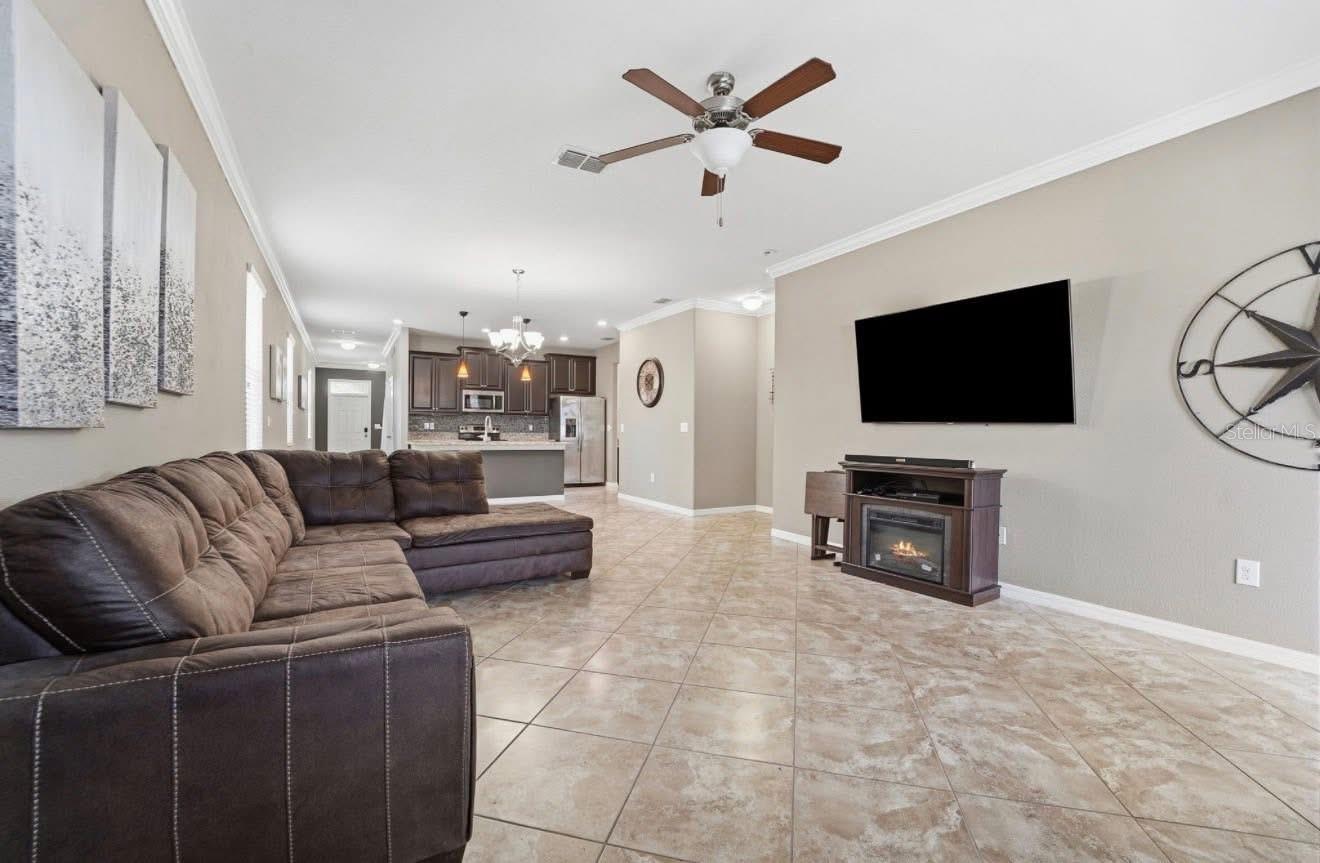 11714 LAKE BLVD