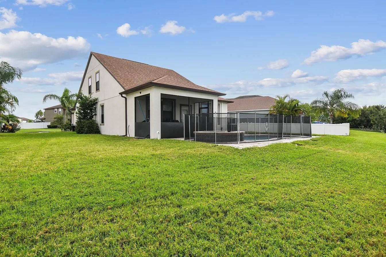 11714 LAKE BLVD
