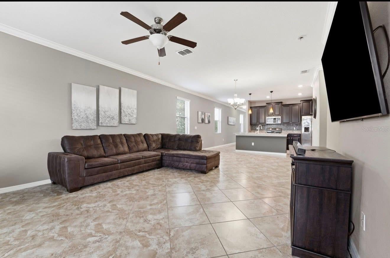 11714 LAKE BLVD
