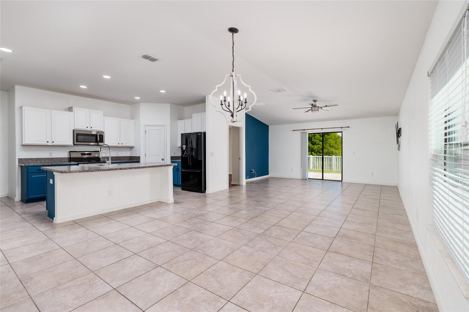 36077 STABLE WILK AVE