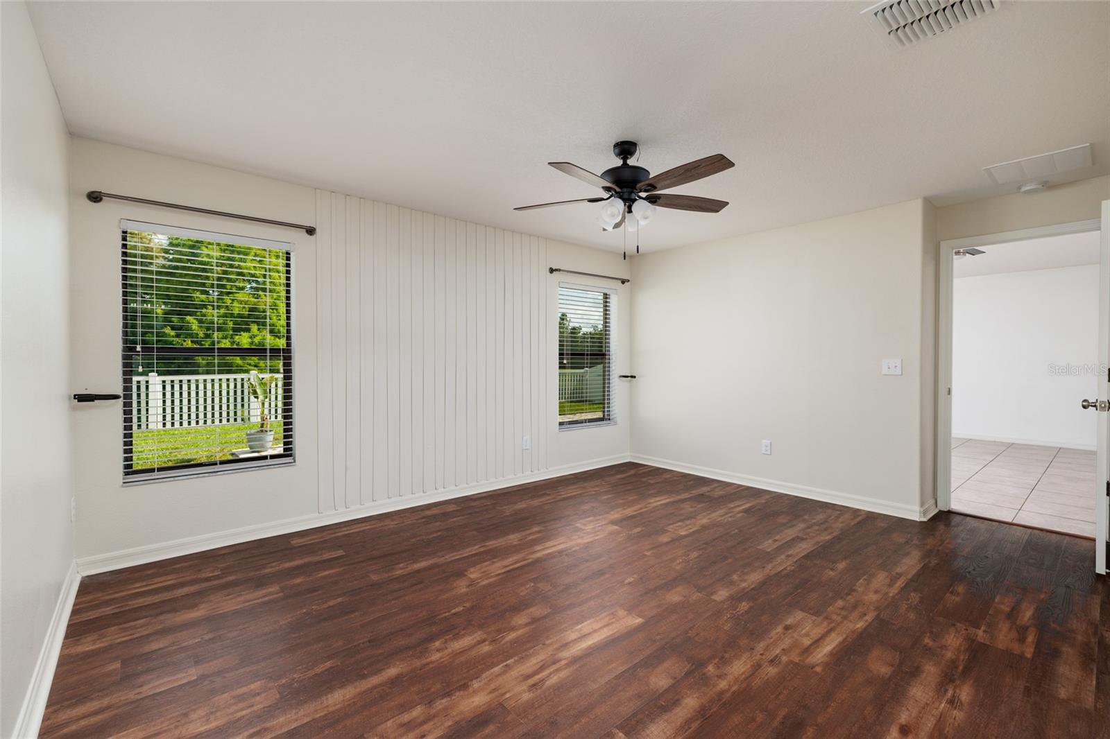 36077 STABLE WILK AVE
