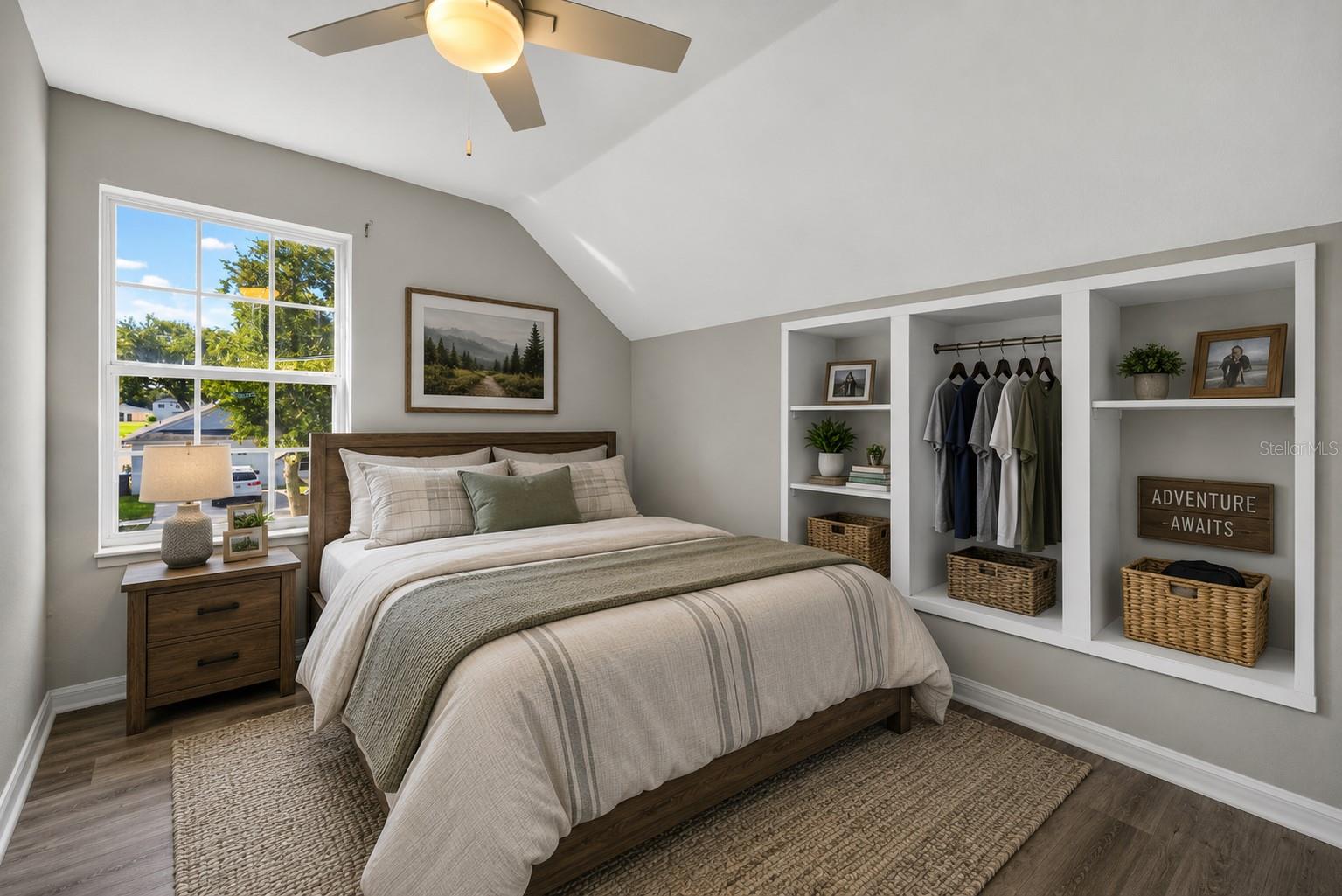 10521 LAKESIDE VISTA DR