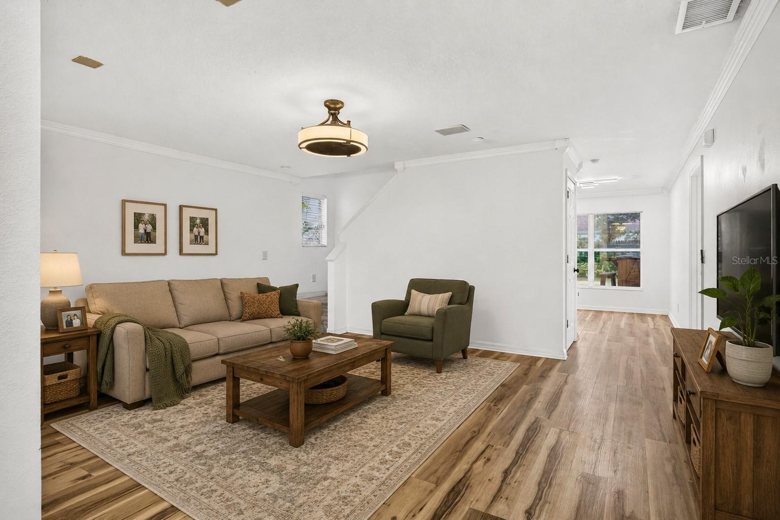 10521 LAKESIDE VISTA DR