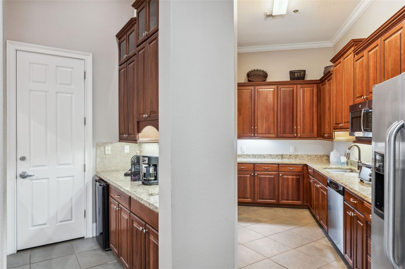 11245 BELLE HAVEN DR