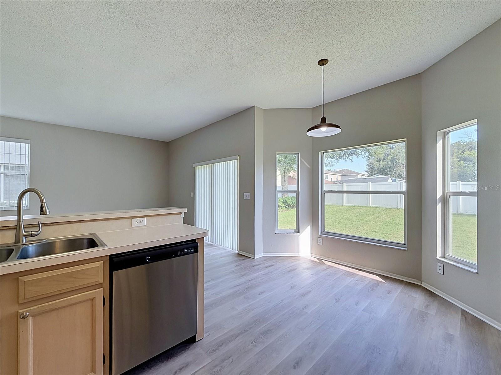 27402 CORAL SPRINGS DR
