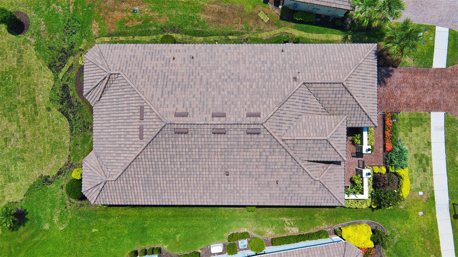 3456 FORSYTHIA DR