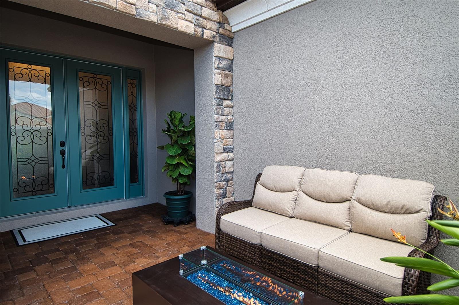 3456 FORSYTHIA DR