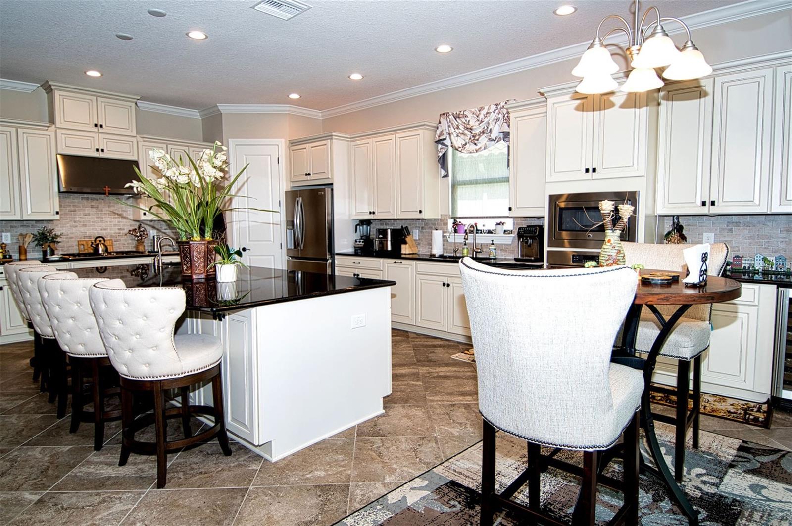 3456 FORSYTHIA DR