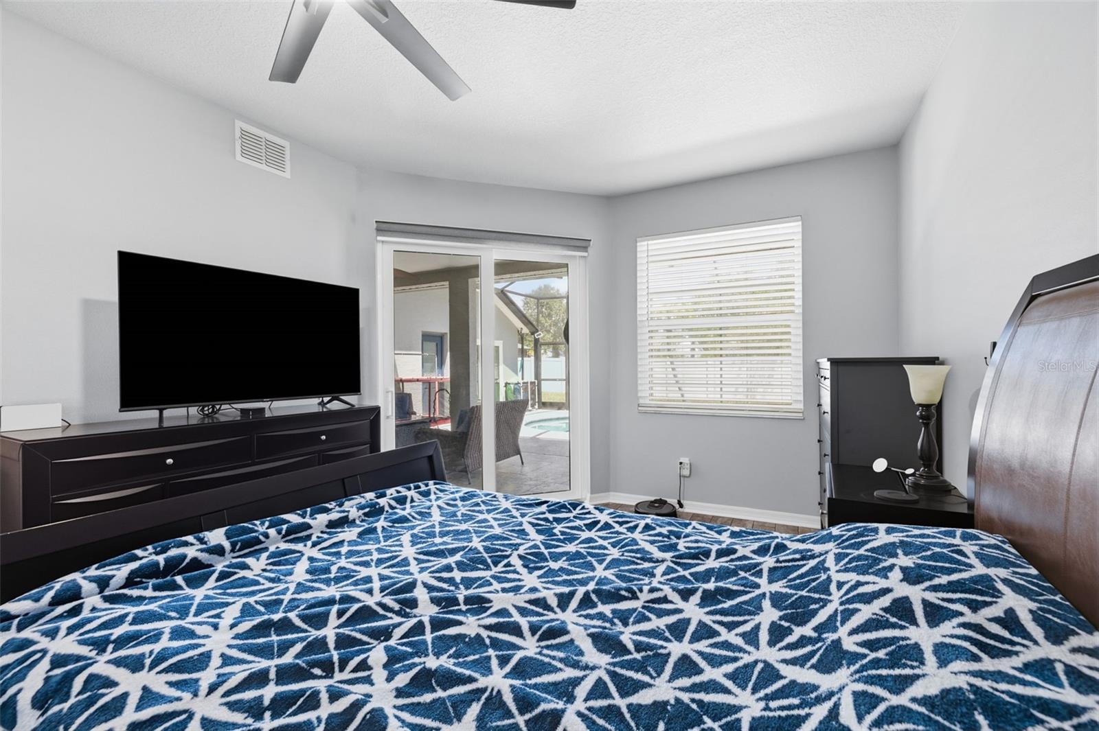 12020 RUNNING FOX CIR