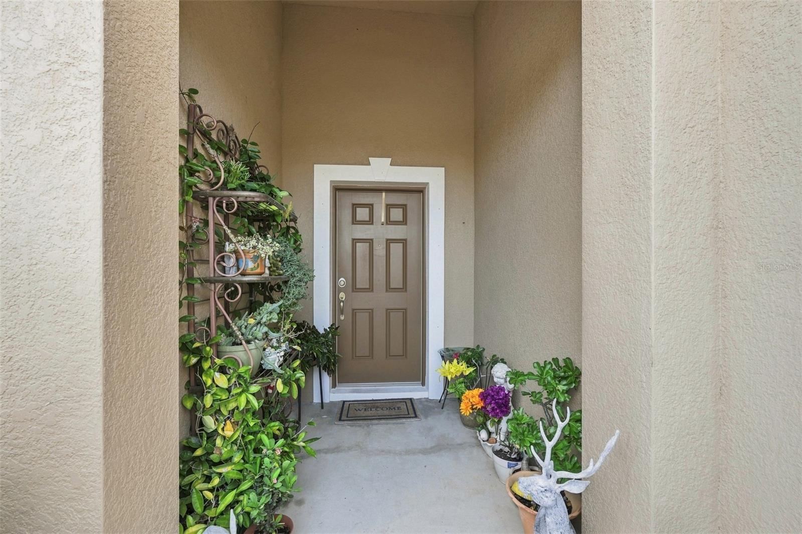 803 PARKER DEN DR