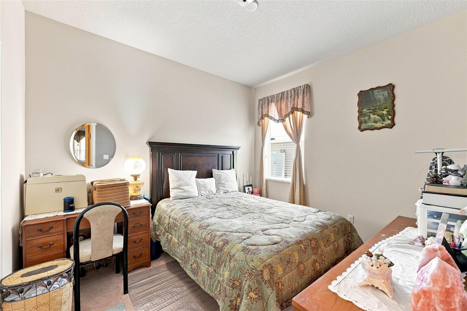 803 PARKER DEN DR