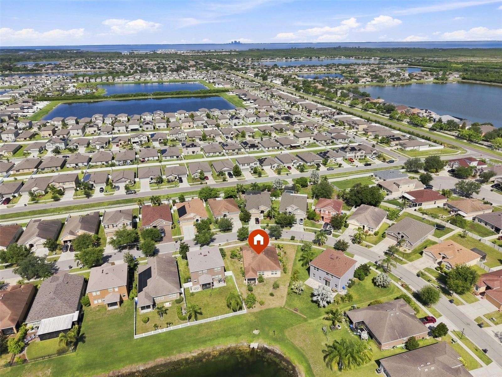 803 PARKER DEN DR