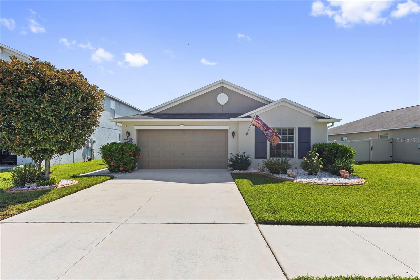 1749 BROAD WINGED HAWK DR