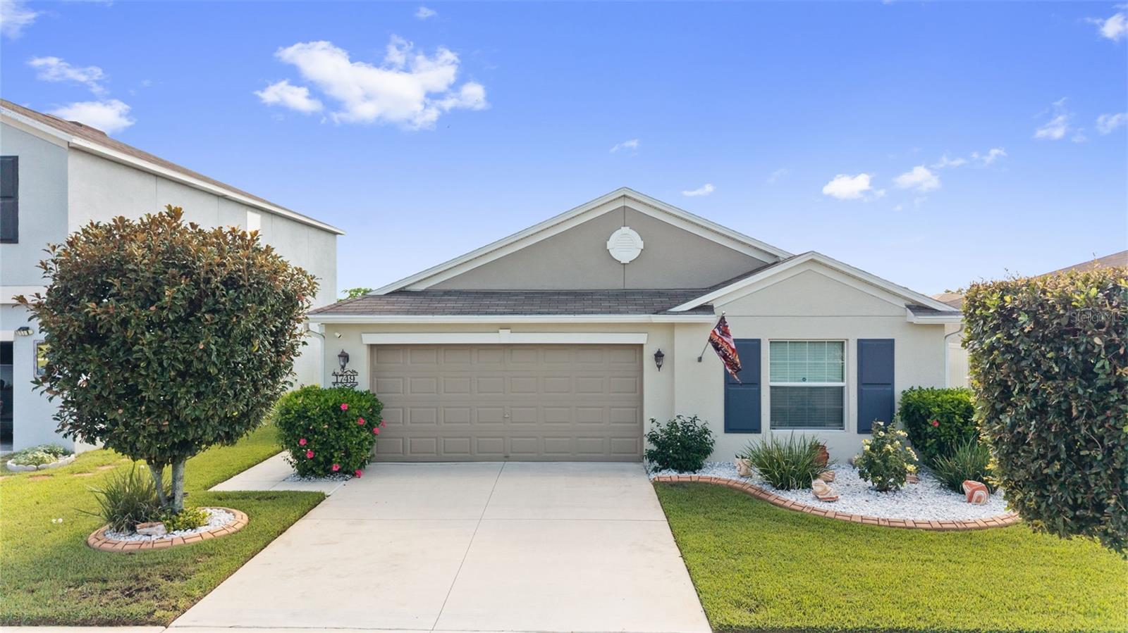 1749 BROAD WINGED HAWK DR