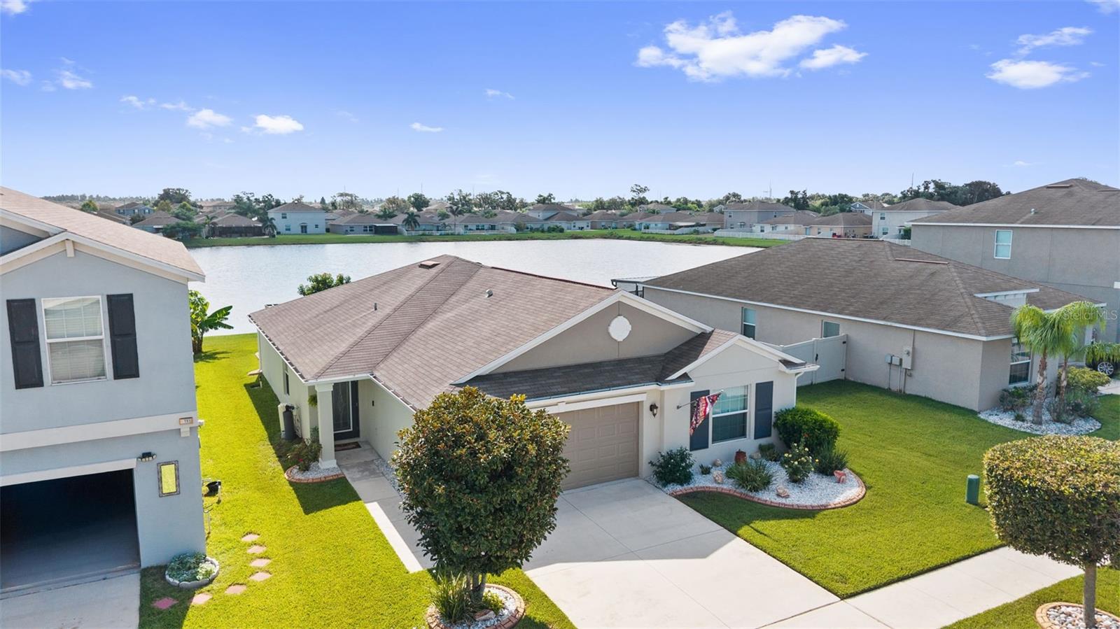 1749 BROAD WINGED HAWK DR