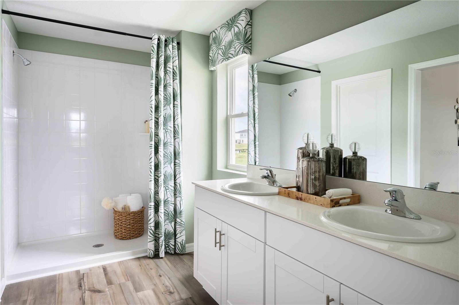 9950 SURFSIDE BAY LOOP