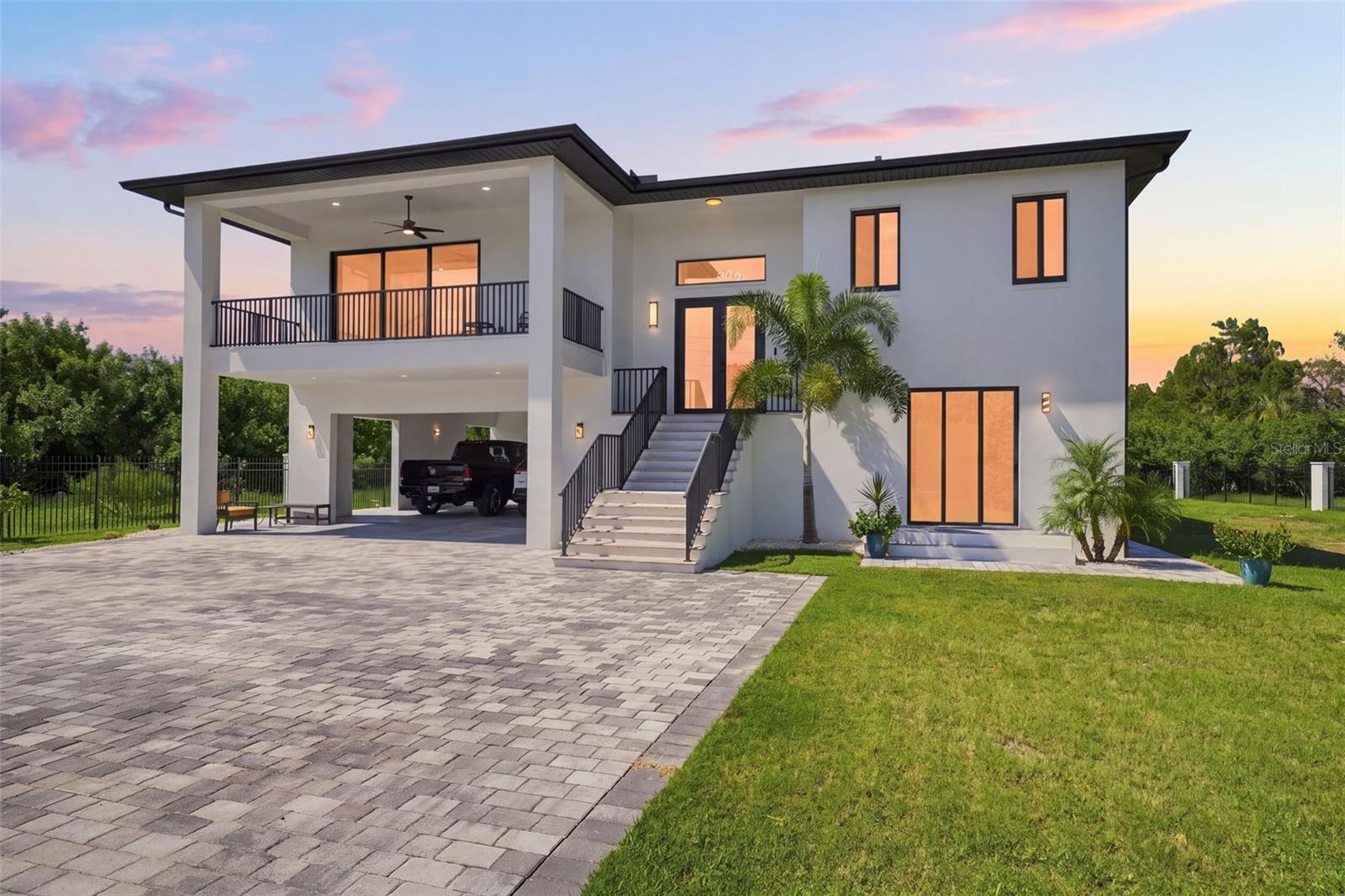 5035 BAY BLVD
