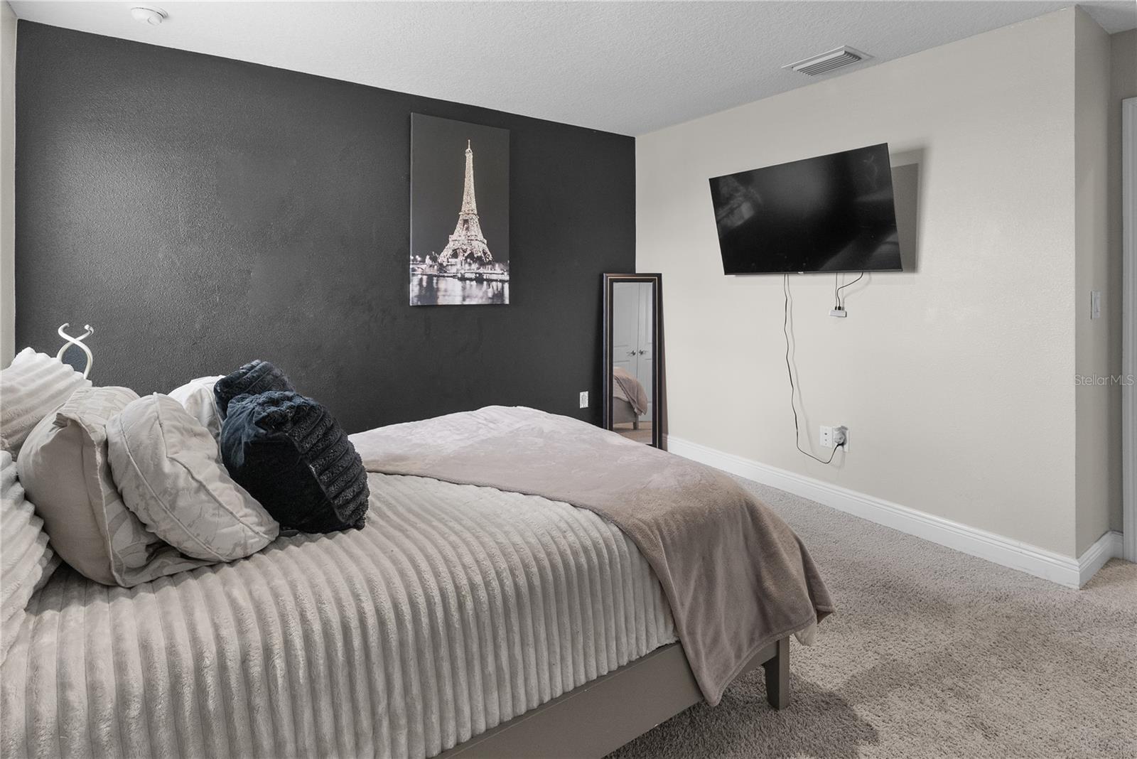 12642 BERGSTROM BAY DR