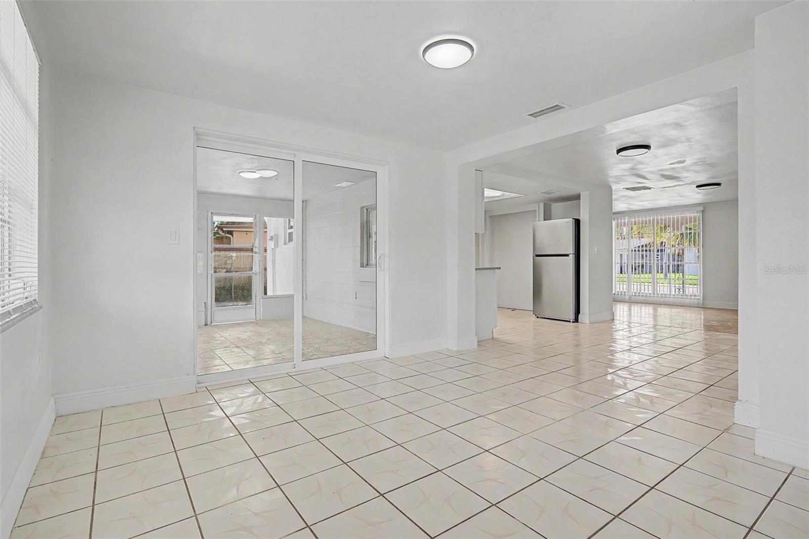 3909 SAIL DR