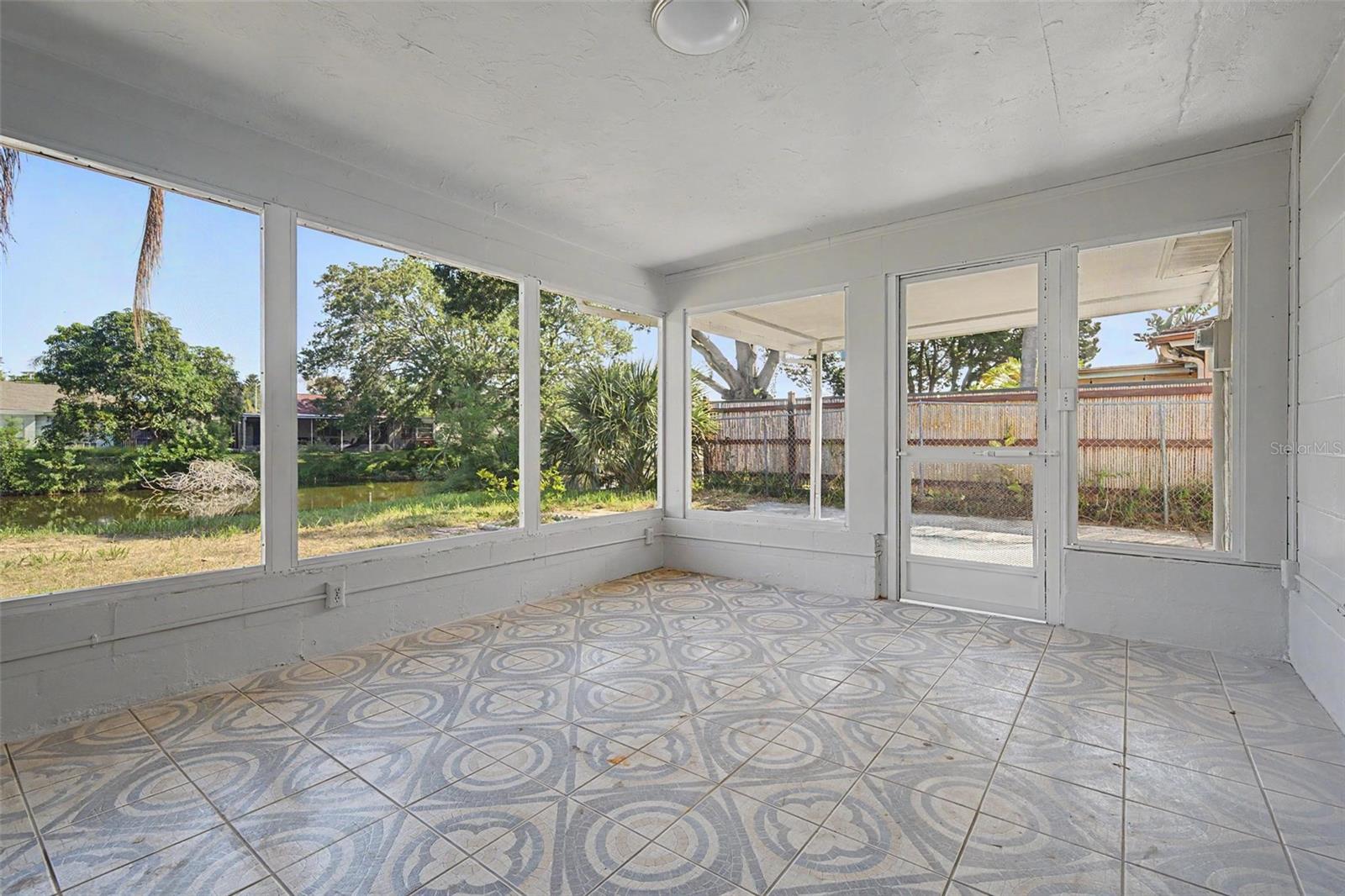 3909 SAIL DR