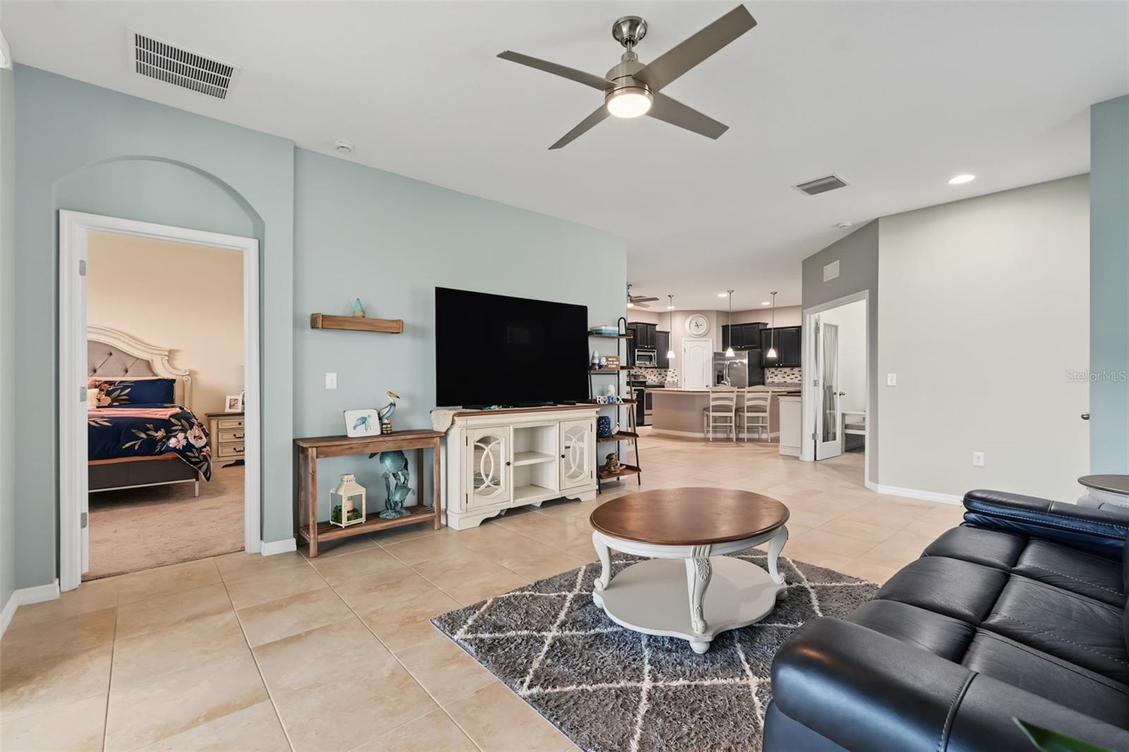 33067 WINDELSTRAW DR