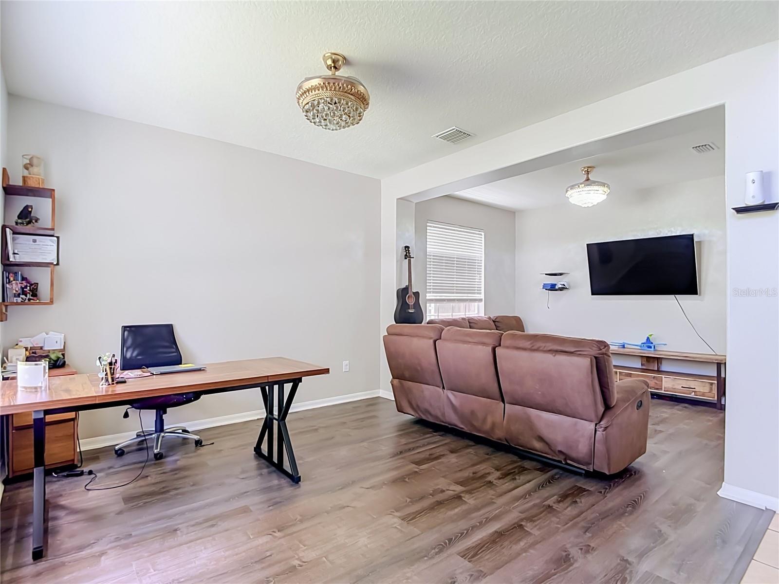 4129 TARKINGTON DR